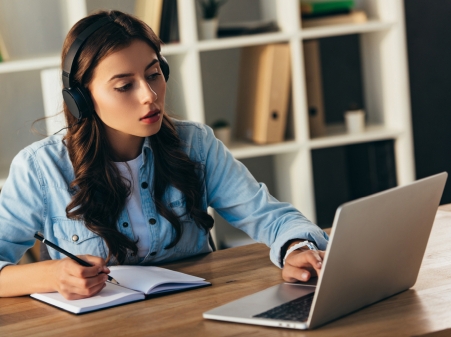 ROZWÓJ OSOBISTY I ZAWODOWY NAUCZYCIELA